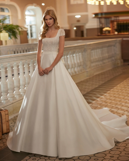 Sposa 2025 -  -  Modello  133