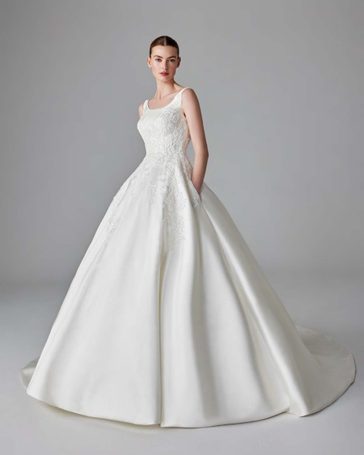 Sposa 2025 -  -  Modello  002