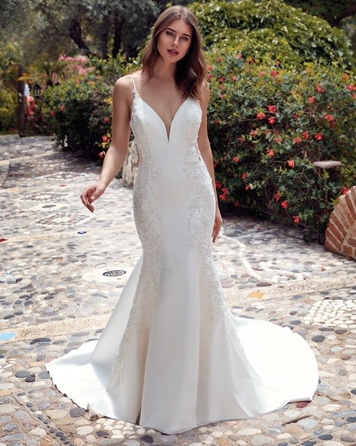 Sposa 2025 -  -  Modello  217