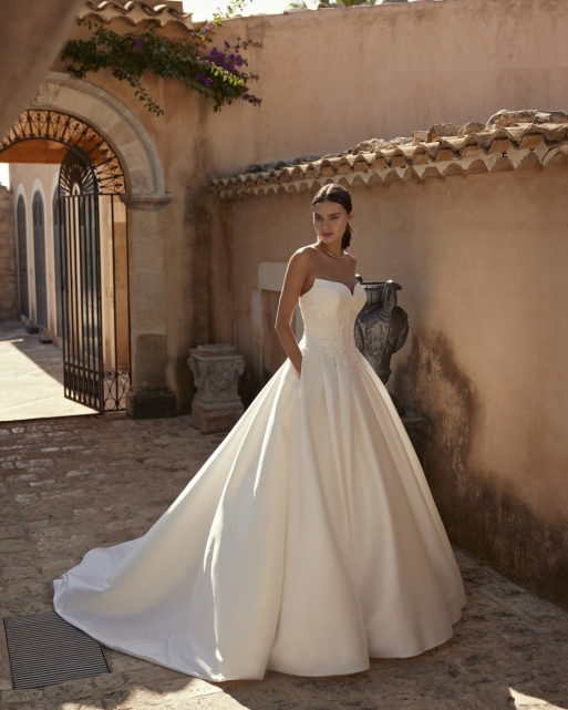 Sposa 2025 -  -  Modello  175